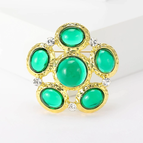 Elegant Vintage Palace Style Floral Brooch For Women Gold Color Alloy Hammered Rhinestone Corsage Clothing Accessory Jewelry Gift