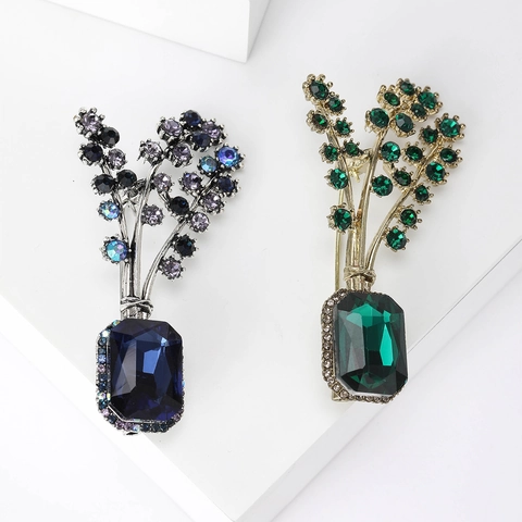 Vintage Alloy Rhinestone Plant Potted Brooch For Women Elegant Crystal Flower Bouquet Corsage Pin Fashion Clothing Accessory Gift