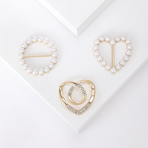 Eleganti Spille in Lega Con Perle Artificiali e Strass a Cuore e Cerchio Trio Fibbia per Sciarpa Moda per Decorazione Abbigliamento Donna