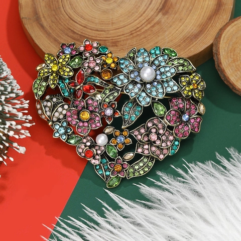 Vintage Alloy Heart Floral Brooch With Multi Colored Rhinestone Artificial Pearl Elegant Clothes Pin For Coats Women Luxurious Jewelry Gift