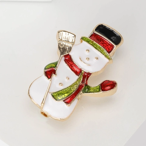 Cute Christmas Snowman Brooch Alloy Enamel Drip Oil White Snowman Lapel Pin Festive Winter Holiday Clothes Scarf Jewelry For Women