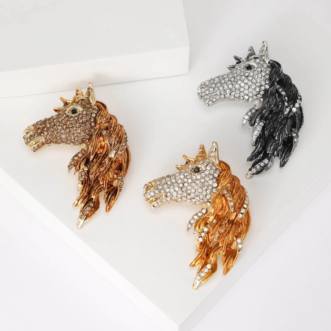 Creatieve Paardenhoofd Broche Mode Legering Strass Dier Speld Voor Pak Jas Vrouwen Kleding Accessoires Sieraden Cadeau