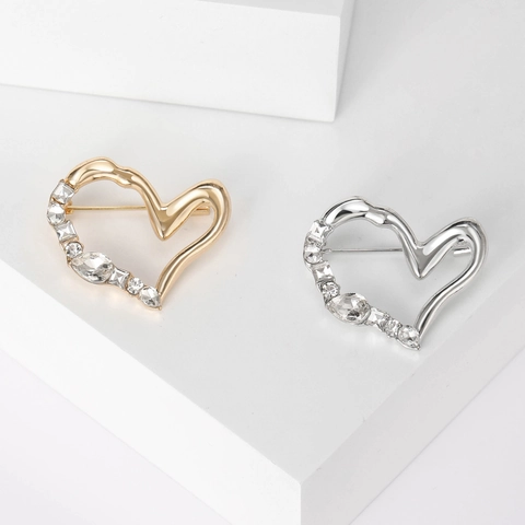 Creative Asymmetric Hollow Heart Brooch For Women Alloy Polished Rhinestone Inlaid Heart Shape Pin For Jacket Shirt Accessories