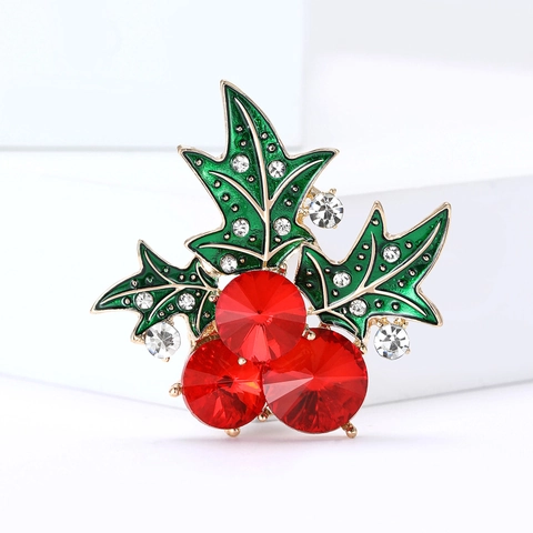 Spilla Natalizia in Lega Smaltata Agrifoglio per Donna Bacche Rosse Strass Foglia Invernale Spilla Gioielli di Moda Accessorio Festivo