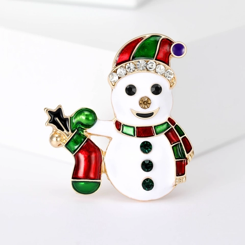 Kerst Sneeuwpop Met Sok Broche Legering Strass Emaille Reversspeld Mode Feestdagen Sieraden Voor Dames Jurk Pak Cadeau