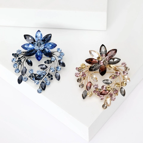 Vintage Legierung Strass Blume Kranz Brosche Luxuriöse Blumige Corsage Für Kleidung Herren Damen Party Schmuck Zubehör Geschenk