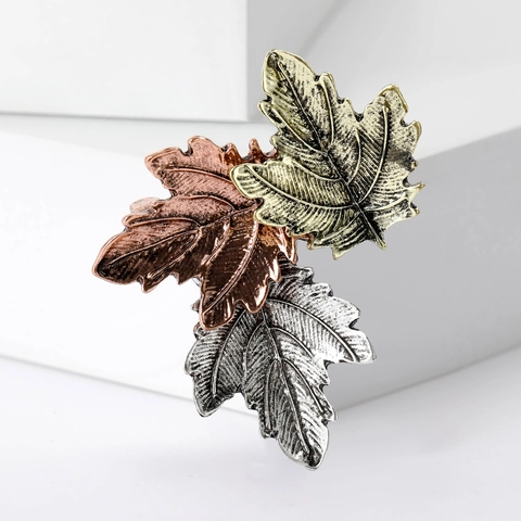 Vintage Alloy Maple Leaf Brooch For Women Three-Color Enamel Drip Oil Leaf Shape Pin Jewelry For Coat Suit Clothing Accessories