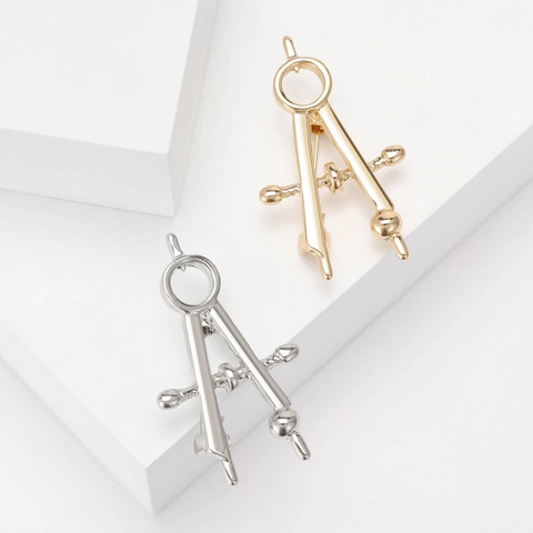 Spilla in Lega Creativa a Forma di Compasso per Donna Moda Cancelleria Artistica Geometrica Spilla da Risvolto Accessori per Abbigliamento Regalo