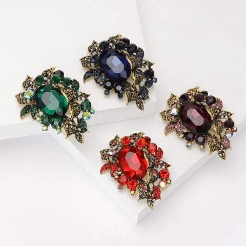 Eleganter Vintage Legierung Blumen Brosche Für Damen Hochwertige Strass Eingelegte Barock Palast Stil Pin Bankett Schmuck