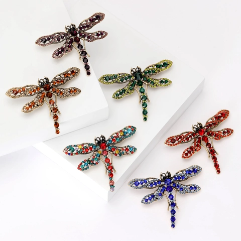Vintage Dragonfly Brooch Antique Gold Alloy Rhinestone Inlaid Pins Hollow Wings Insect Breastpin For Women Fashion Jewelry