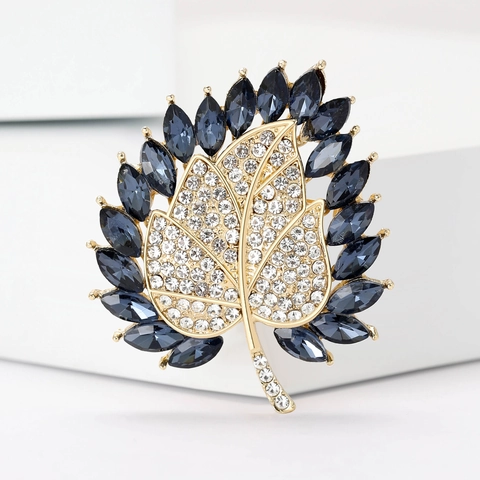 Vintage Alloy Rhinestone Maple Leaf Brooch High Sense Colorful Leaf Breastpin For Women Suit Coat Decoration Elegant Jewelry