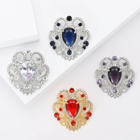 Vintage Barock Legierung Strass Brosche Für Damen Palaststil Wassertropfen Hohl Geschnitten Corsage Pin Bankett Schmuck Geschenk