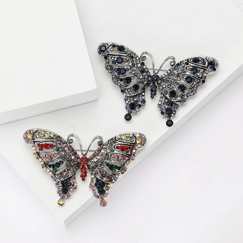 Vintage Legierung Hohl Schmetterling Brosche Für Damen Hochwertige Strass Eingelegt Corsage Pin Mode Schmuck Luxus Zubehör
