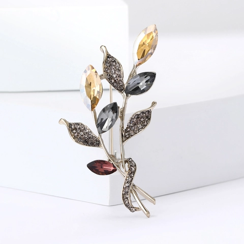 Vintage Alloy Rhinestone Branch Leaf Bouquet Brooch For Women Crystal Floral Dress Corsage Jewelry Apparel Pin Accessory