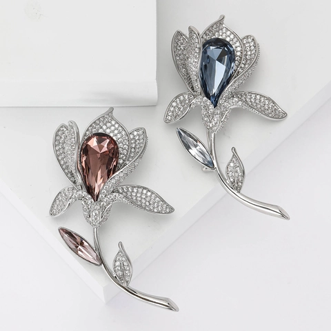 Elegant Copper Zirconia Lily Flower Brooch Luxury Micro-set Floral Corset Pin For Women Fashion Commute Jewelry Decoration