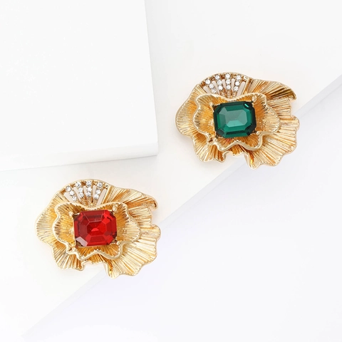 Eleganter Legierung Strass Plissiert Blume Brosche Exquisite Mode Pendler Corsage Pin Für Damen Kleidung Schmuck Dekoration
