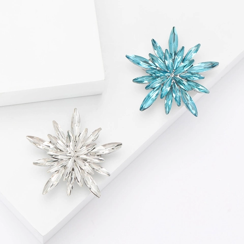 Broche Créative de Luxe en Alliage Flocon de Neige Étoile Avec Strass Marquise Élégante Épinglette pour Femme Gilet Chemise Accessoire