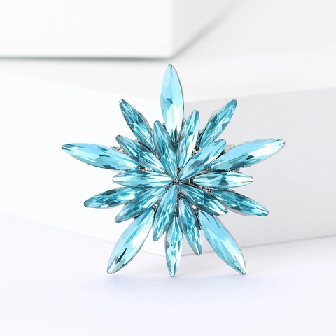 Broche Créative de Luxe en Alliage Flocon de Neige Étoile Avec Strass Marquise Élégante Épinglette pour Femme Gilet Chemise Accessoire