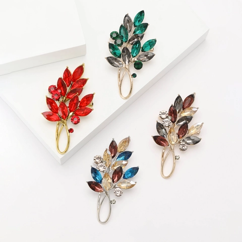 Élégante Broche en Alliage Forme de Feuille avec Strass pour Femmes Style Vintage Épinglette Cristal Accessoire Mode Bijoux