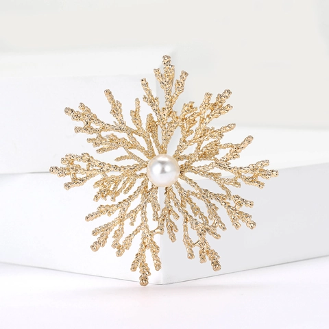 Spilla Vintage a Fiocco di Neve in Lega per Donna Elegante Oro Argento Placcato Spilla Con Perla Artificiale Gioielli per Cappotto Maglioni Regalo