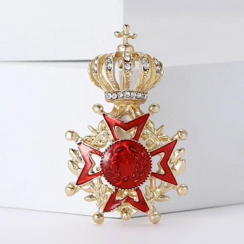 Vintage Alloy Rhinestone Crown Medal Brooch Red Enamel Cross Badge Pin For Women Suits Cardigan Fashion Accessories