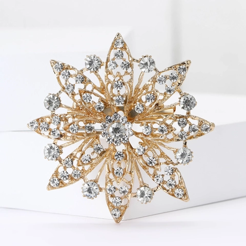 Elegant Alloy Rhinestone Flower Brooch For Women Gold Silver Snowflake Pin Vintage Luxurious Fashion Jewelry Finger Brooch