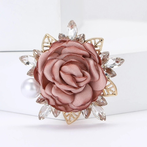 Vintage Fabric Rose Flower Brooch With Rhinestones And Artificial Pearl Elegant Corsage Pin For Women Wedding Banquet