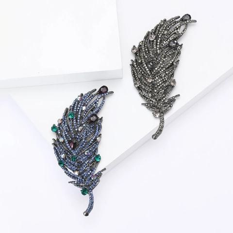 Vintage Legierung Strass Feder Brosche Anstecknadel Elegant Kristall Eingelegt Pin Für Damen Anzug Cardigan Corset Mode Schmuck