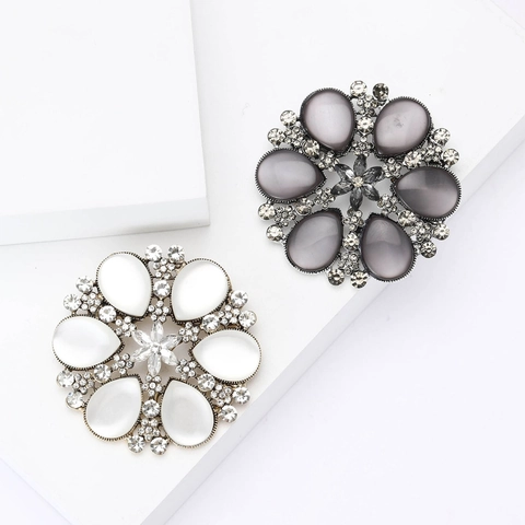 Broche de Copo de Nieve de Estrás de Perla Artificial de Aleación Vintage Pin de Flor Elegante para Mujer Joyería de Moda Accesorios de Vestido Regalo