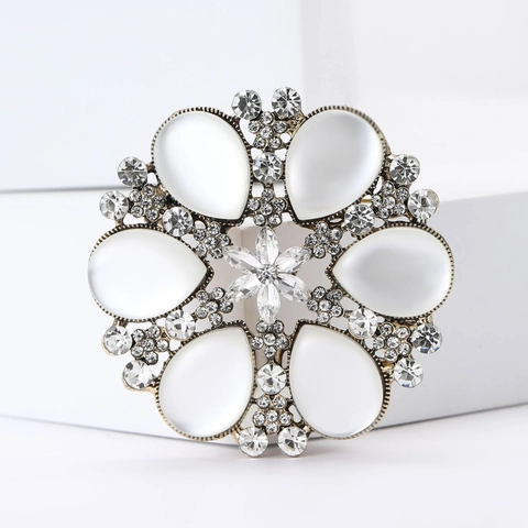 Broche de Copo de Nieve de Estrás de Perla Artificial de Aleación Vintage Pin de Flor Elegante para Mujer Joyería de Moda Accesorios de Vestido Regalo