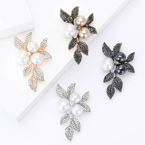 Spilla a Foglia in Lega Vintage Con Perla Artificiale e Strass Intarsiati Fiore Botanico Spilla da Balia per Donna Giacca Cappotto Gioielli
