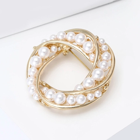 Elegante Broche de Guirnalda de Flores de Aleación con Perlas Artificiales para Mujer Alfiler Dorado Estilo Vintage para Traje