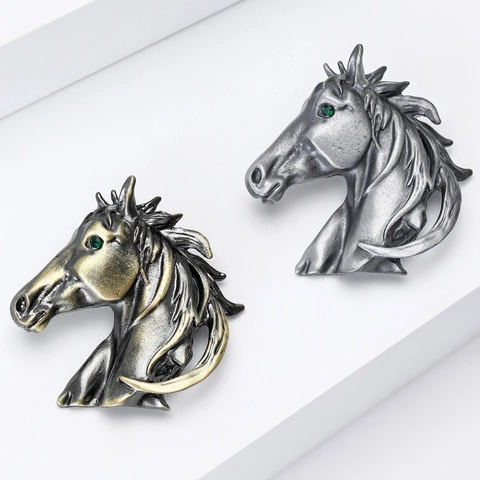 Vintage Alloy Horse Head Brooch With Green Rhinestone Eye Animal Shape Suit Lapel Pin Fashion Accessory Gift For Women