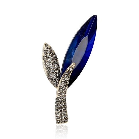 Elegant Alloy Leaf Brooch Sparkling Rhinestone Inlaid Crystal Pin Jewelry Accessory For Women Banquet Daily Dress Decor