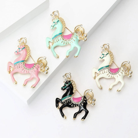 Creative Carousel Horse Brooch Alloy Enamel Rhinestone Animal Pin Fashion Cute Jewelry Clothing Decoration For Women Gift