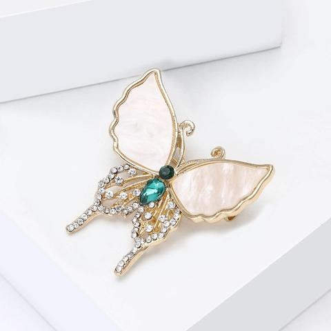 Elegant Alloy Rhinestone Artificial Pearl Butterfly Brooch For Women Light Luxury Hollow Out Gold Color Animal Style Clothing Pin