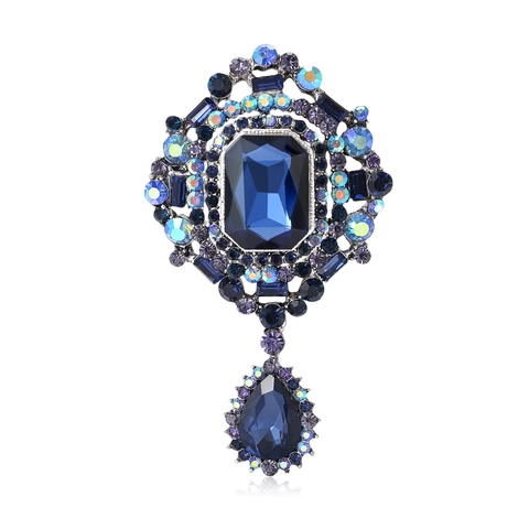 Vintage Palace Style Alloy Rhinestone Brooch Emerald Cut Large Pendant For Women Luxurious Suit Corsage Dress Jewelry Gift