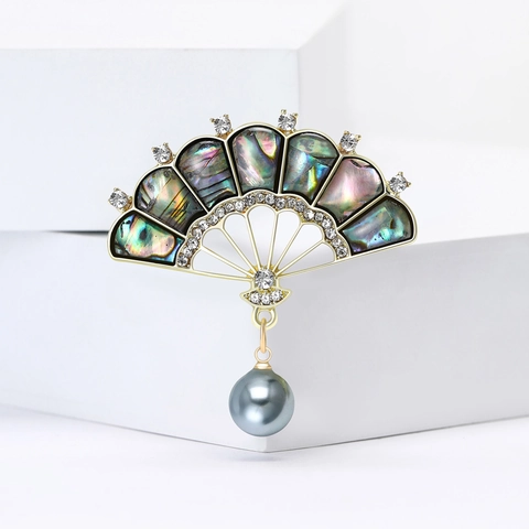 Spilla Classica Elegante a Ventaglio in Lega Con Conchiglia di Abulone Intarsiata di Strass Ciondolo in Perla Artificiale per Accessori Donna