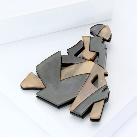 Creative Abstract Geometric Female Figure Acrylic Brooch Vintage Marble Texture Art Deco Style Suit Lapel Pin Jewelry For Women