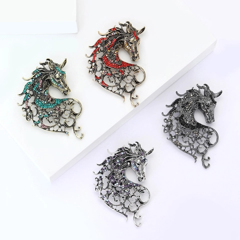 Vintage Legierung Pferdekopf Brosche Für Damen Ajouré Design Strass Reversnadel Retro Tier Stil Mode Schmuck Zubehör