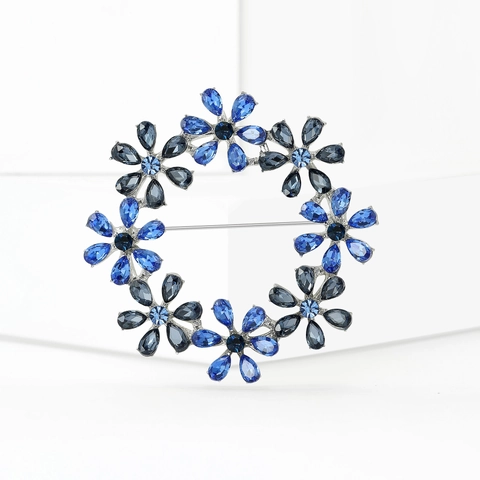 Eleganter Blumenkranz Brosche Für Damen Luxus Legierung Strass Girlande Pin Für Hochzeit Bankett Party Kleid Zubehör