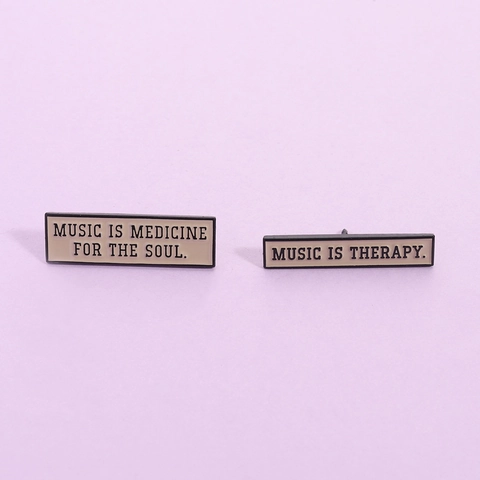Music Is Medicine Therapy Citazione Spilla Smalto Lega di Zinco Spilla Distintivo Moda Regalo Amante Della Musica Accessori