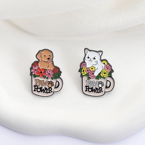 Simpatici Spille in Smalto per Gatti e Cani Distintivo per Animali Tazza di Fiori Spilla in Lega di Zinco Paw Power Spilla da Risvolto Abbigliamento Borsa Gioielli Regalo