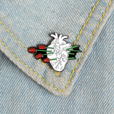 Kreative Anatomische Herz Tulpe Emaille Brosche Legierung Lackiert Pin Surrealistisch Medizinisch Floral Badge Kleidung Schmuck Zubehör