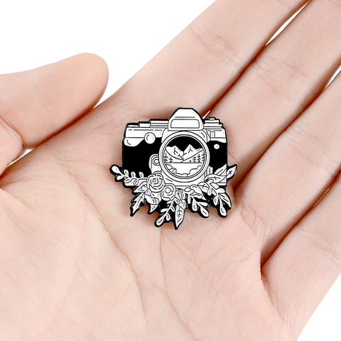 Pin de Esmalte Cámara Retro Vintage Aventura Paisaje de Montaña Floral Broche Insignia para Mochila Camisa Chaquetas Regalo Unisex
