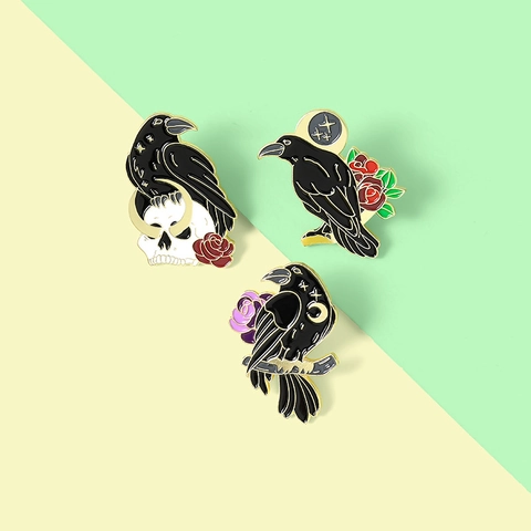 Gothic Raven Crow Enamel Brooch Pin Skull Rose Moon Star Antique Gold Black Bird Badge For Clothes Bag Accessories Jewelry Gift
