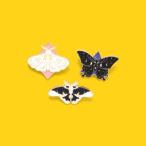 Hemelse Mot Vlinder Emaille Pin Legering Maanfase Ster Brosche Vintage Mysterieus Gothic Sieraden Kleding Accessoires Vrouwen Mannen Pins