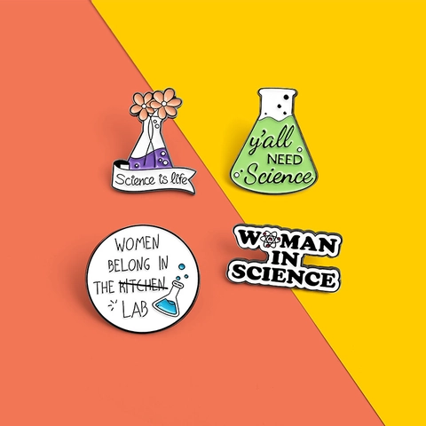 Women In Science Emaille Pin Cartoon Chemie Lab Kolf Bloem Broche Legering Science Is Life Badge Voor Kleding Tas Accessoires
