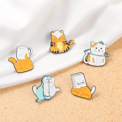 Süße Cartoon Katze Emaille Pin Legierung Tier Brosche Für Rucksack Kleidung Jacke Hut Dekoration Milchkarton Katze Abzeichen Schmuck
