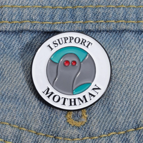 Pin de Esmalte I Support Mothman Dibujos Animados Criptido Ojos Rojos Broche Redondo de Aleación Insignia para Decoración de Ropa Mochila